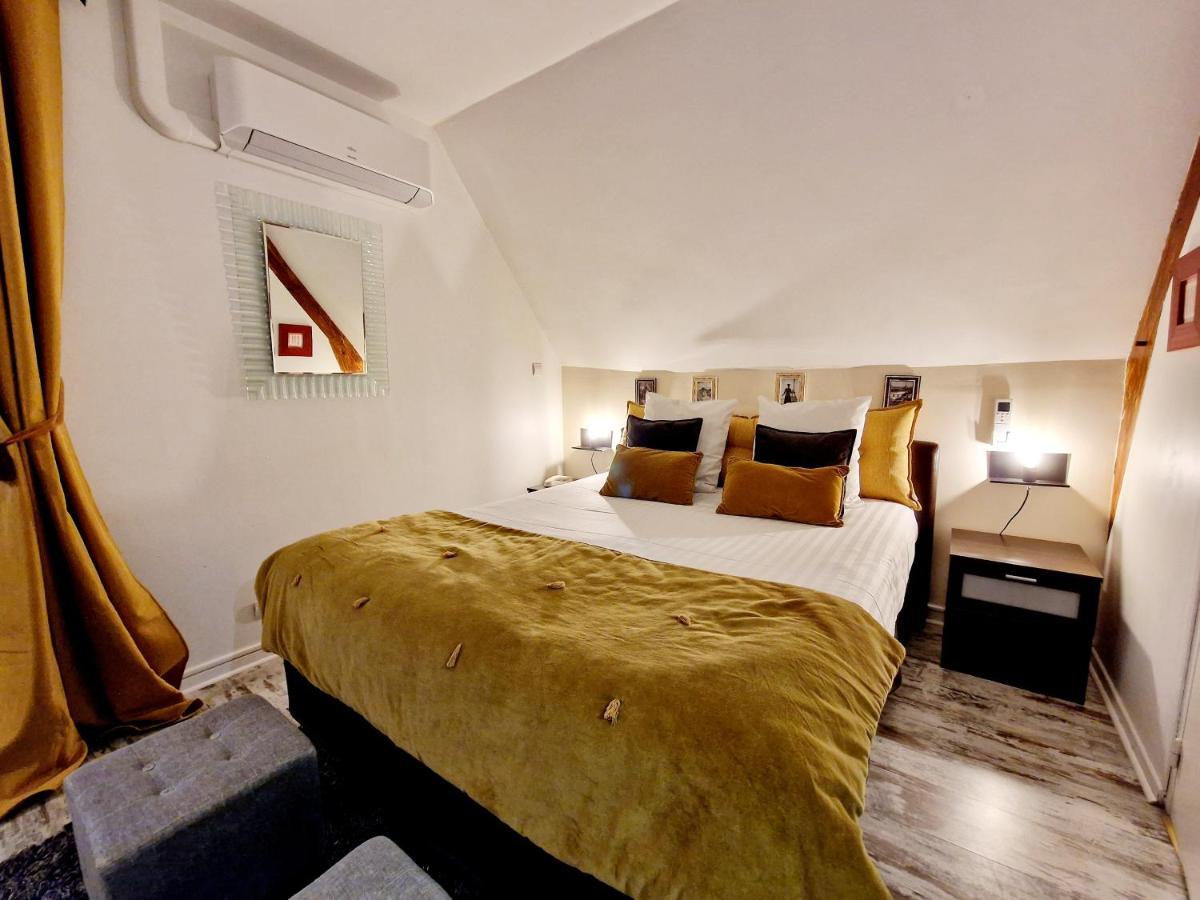 Les Terrasses De Saumur - Hotel & Appartements - Restaurant & Spa מראה חיצוני תמונה