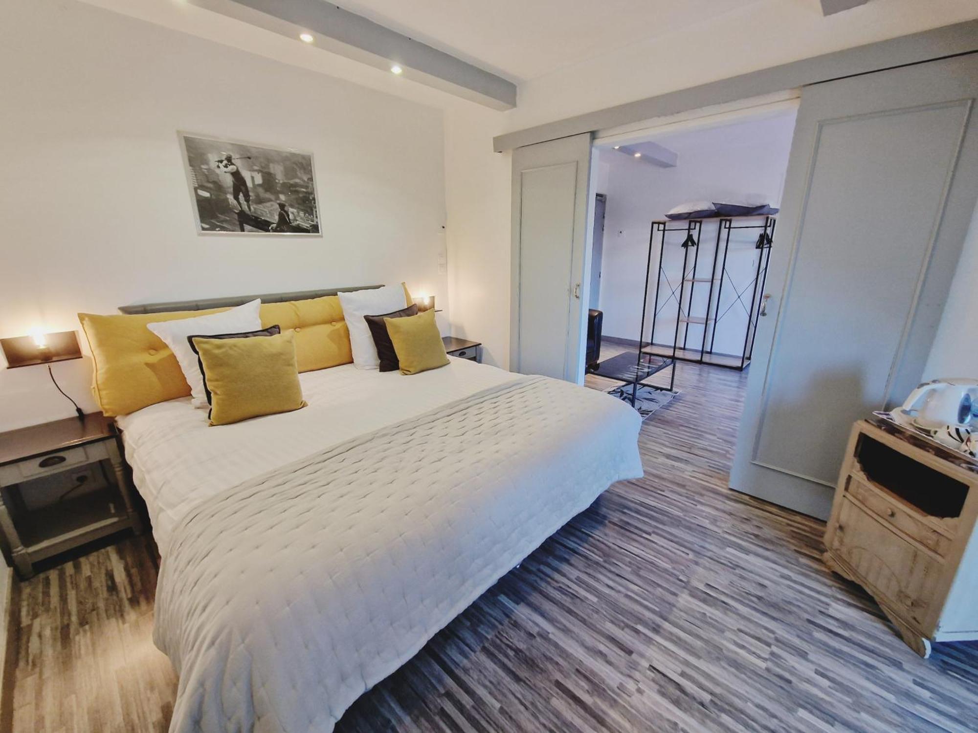 Les Terrasses De Saumur - Hotel & Appartements - Restaurant & Spa מראה חיצוני תמונה