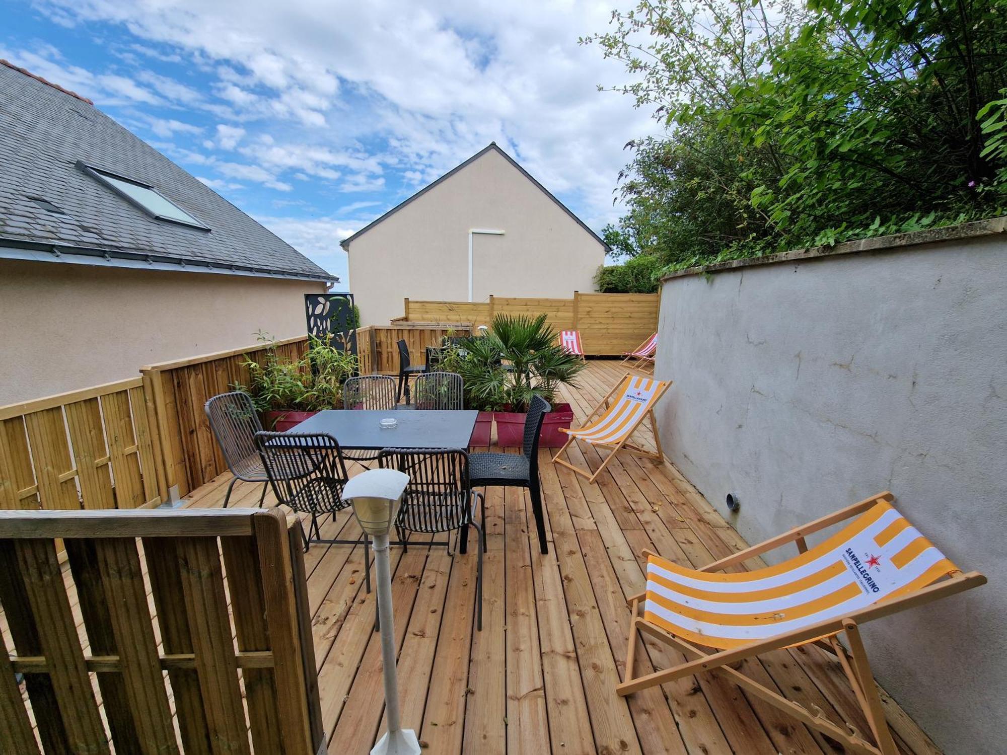 Les Terrasses De Saumur - Hotel & Appartements - Restaurant & Spa מראה חיצוני תמונה