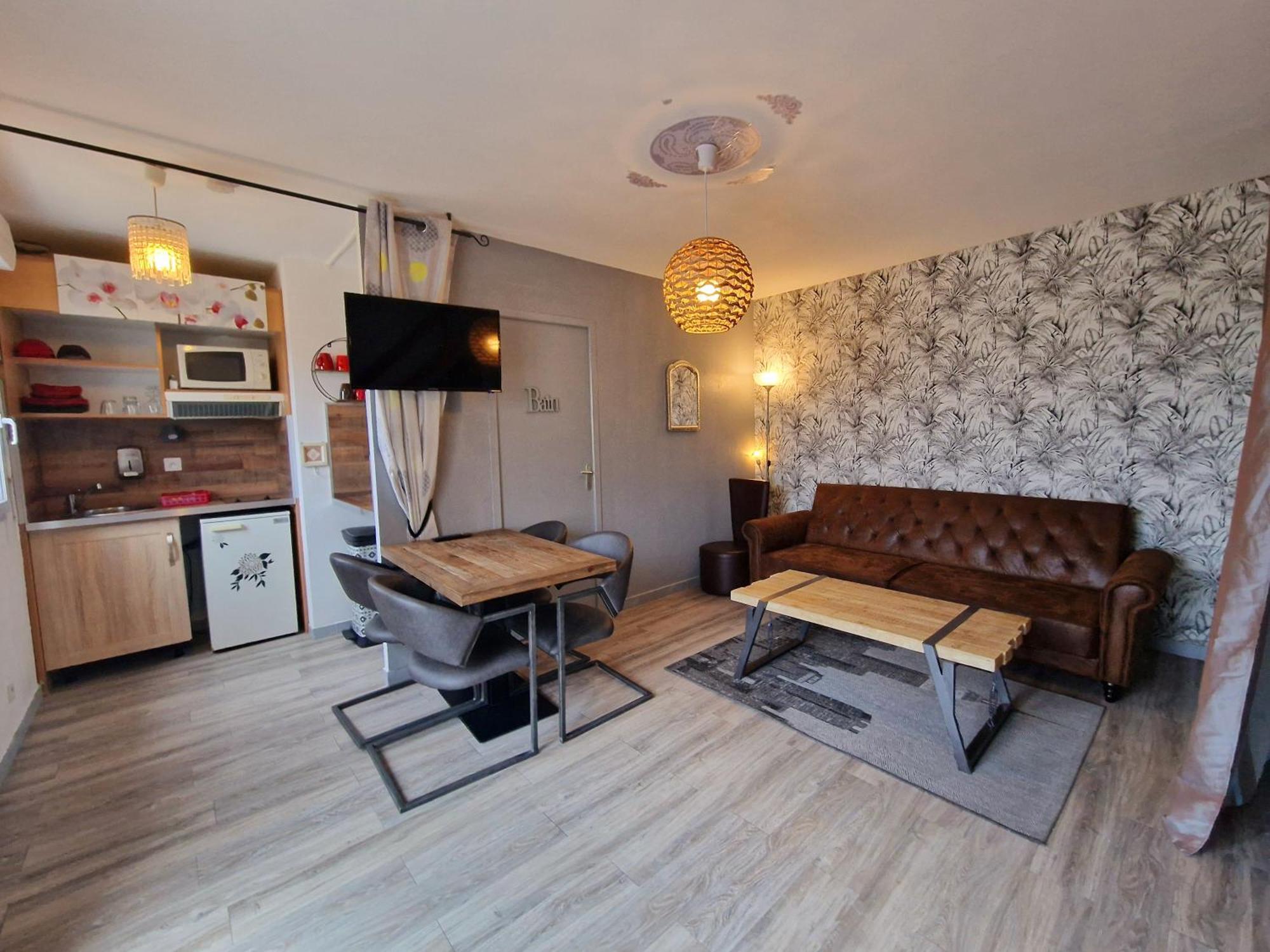 Les Terrasses De Saumur - Hotel & Appartements - Restaurant & Spa מראה חיצוני תמונה