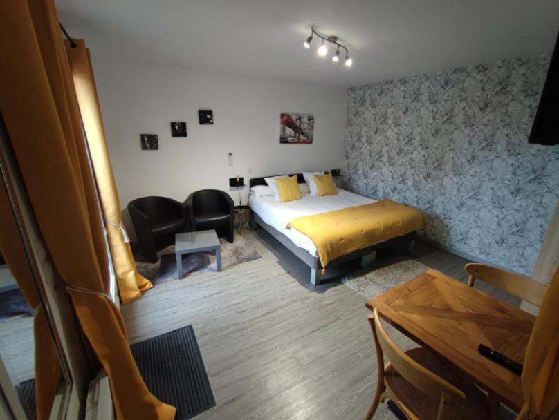 Les Terrasses De Saumur - Hotel & Appartements - Restaurant & Spa מראה חיצוני תמונה