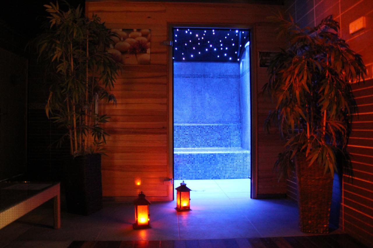 Les Terrasses De Saumur - Hotel & Appartements - Restaurant & Spa מראה חיצוני תמונה